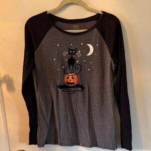 Women’s Long-Sleeve Halloween Cat Pumpkin Shirt - Black & Gray